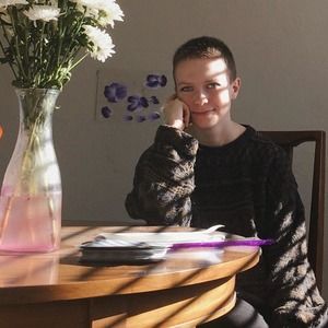 Meet your Posher, Lucy